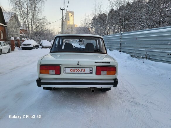 1997 Lada (ВАЗ) 2105, белый - вид 7