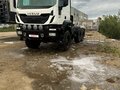 2013 Iveco Trakker, белый, 5300000 рублей - вид 2