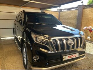 2014 Toyota Land Cruiser Prado 150 Series Рестайлинг 1, чёрный, 4030000 рублей, вид 1