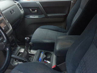 2005 Mitsubishi Pajero III Рестайлинг, чёрный, 1420000 рублей, вид 4