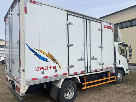 2023 Isuzu Elf (N-series), белый, 4290000 рублей, вид 2