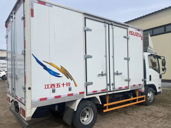2023 Isuzu Elf (N-series), белый, 4290000 рублей - вид 1