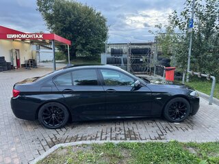2013 BMW 5 серии 528i xDrive VI (F10/F11/F07), чёрный, 2075000 рублей, вид 5