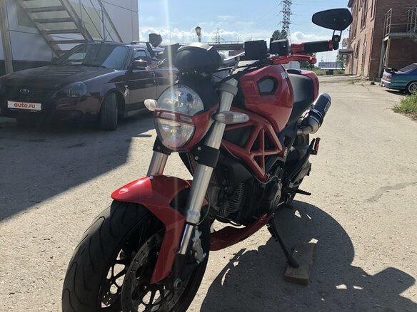 2013 Ducati Monster 696, красный