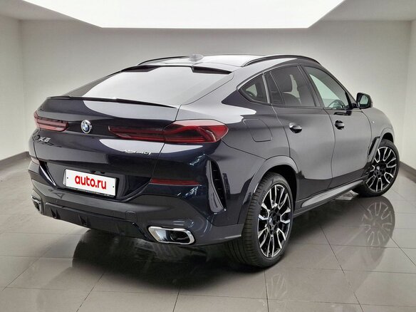 2025 BMW X6 40i III (G06) Рестайлинг, чёрный, 13500000 рублей - вид 2