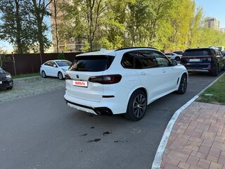 2019 BMW X5 30d IV (G05/G18), белый, 6800000 рублей, вид 4