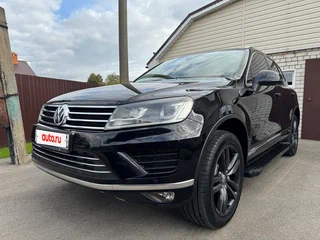 2015 Volkswagen Touareg II Рестайлинг, чёрный, 3750000 рублей, вид 2