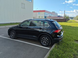 2019 Volkswagen Tiguan II, чёрный, 2350000 рублей, вид 3