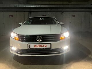 2017 Volkswagen Passat (North America and China) I Рестайлинг, белый, 1950000 рублей, вид 5