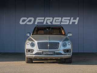 2019 Bentley Bentayga I, серый, 13300000 рублей, вид 3