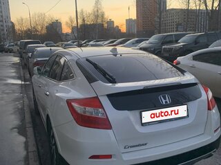 2014 Honda Crosstour I Рестайлинг, белый, 1890000 рублей, вид 3