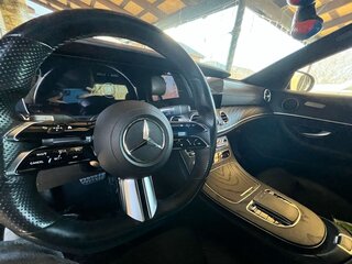 2021 Mercedes-Benz E-Класс 200 V (W213, S213, C238) Рестайлинг, чёрный, 5650000 рублей, вид 4