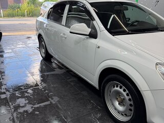 2011 Opel Astra H Рестайлинг, белый, 600000 рублей, вид 4