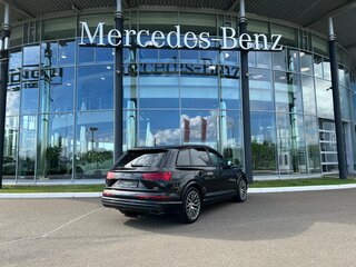 2017 Audi Q7 II (4M), чёрный, 3640000 рублей, вид 4