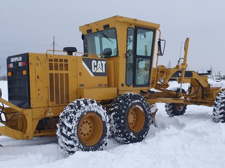 2011 Caterpillar 140, жёлтый, 7550000 рублей, вид 1