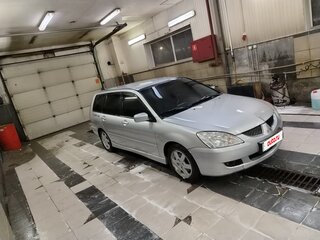 2004 Mitsubishi Lancer IX, серебристый, 450000 рублей, вид 3