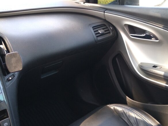 2013 Chevrolet Volt I, серый, 1100000 рублей - вид 25