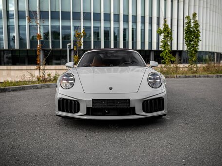2026 Porsche 911 Turbo S VIII (992) Рестайлинг, серый, 40000000 рублей, вид 4