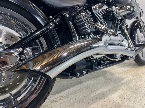 2008 Harley-Davidson Rocker C, чёрный, 910000 рублей - вид 22