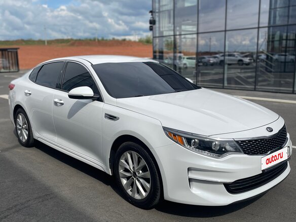 2017 Kia Optima IV, белый, 1900000 рублей - вид 7