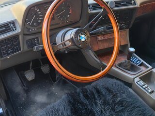 1984 BMW 7 серии 735i 5-speed I (E23) Рестайлинг, чёрный, 2450000 рублей, вид 2