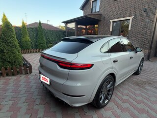 2020 Porsche Cayenne S Coupé III, серый, 9000000 рублей, вид 3