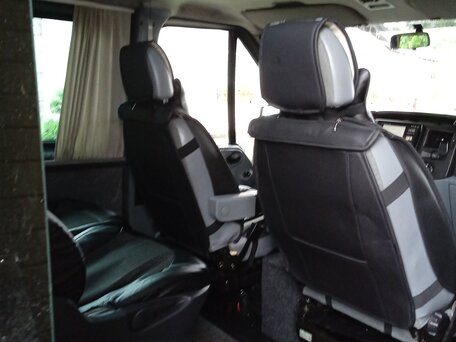 2010 Ford Transit, серебристый, 2000000 рублей, вид 4