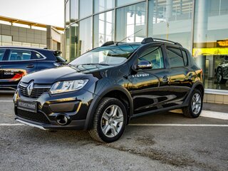 2015 Renault Sandero Stepway II, чёрный, 820000 рублей, вид 3