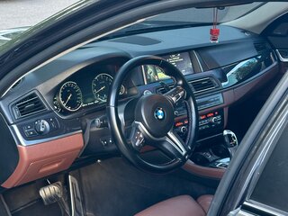 2013 BMW 5 серии 528i xDrive VI (F10/F11/F07) Рестайлинг, серый, 2200000 рублей, вид 5