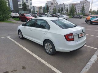 2019 Skoda Rapid I Рестайлинг, белый, 1550000 рублей, вид 3