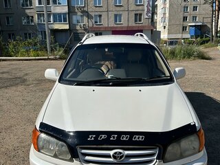 2000 Toyota Ipsum I (M10), белый, 720000 рублей, вид 2