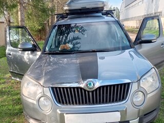 2012 Skoda Yeti I, серый, 750000 рублей, вид 2