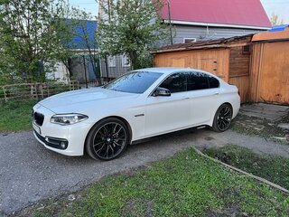 2016 BMW 5 серии 530d xDrive VI (F10/F11/F07) Рестайлинг, белый, 3100000 рублей, вид 4