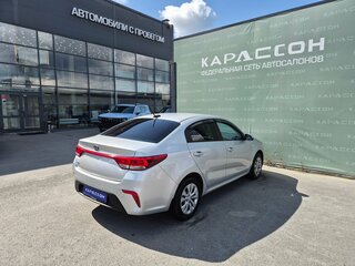 2018 Kia Rio IV, серый, 1390000 рублей, вид 2