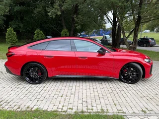 2025 Audi A5 L Sportback III (B10), красный, 5817000 рублей, вид 4