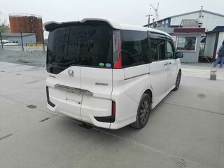 2015 Honda Stepwgn Spada V, белый, 1620000 рублей, вид 4