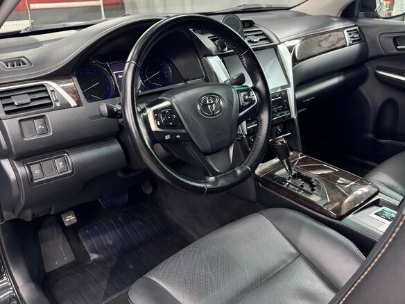 2015 Toyota Camry VII (XV50) Рестайлинг, чёрный - вид 10