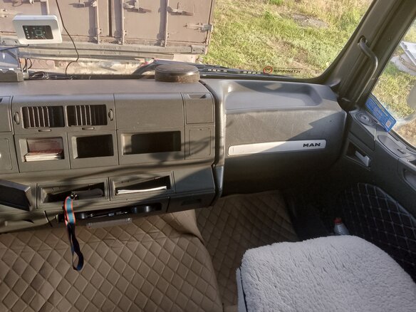 2001 MAN 18, белый, 2150000 рублей - вид 5