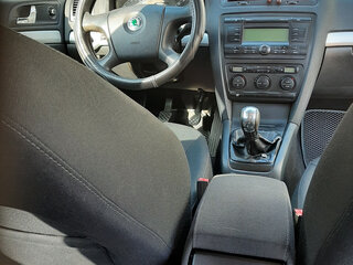 2008 Skoda Octavia II (A5), чёрный, 750000 рублей, вид 4