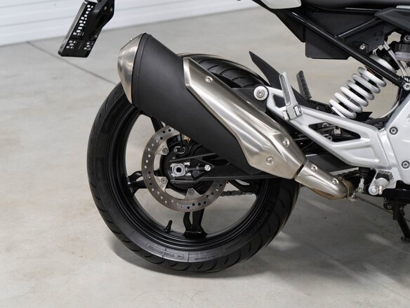 2018 BMW G 310 R, белый - вид 6