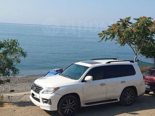 2009 Lexus LX 570 III, белый, 3100000 рублей, вид 1