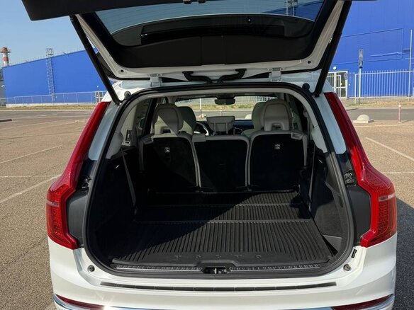 2024 Volvo XC90 B5 II Рестайлинг 1, белый, 6700000 рублей - вид 14