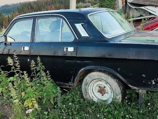 1988 ГАЗ 24 «Волга» 2410 II (2410), чёрный, 60000 рублей, вид 3