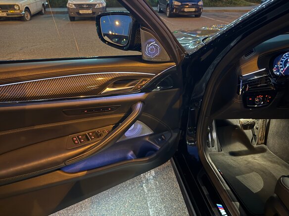 2019 BMW M5 VI (F90), чёрный, 6299999 рублей - вид 32