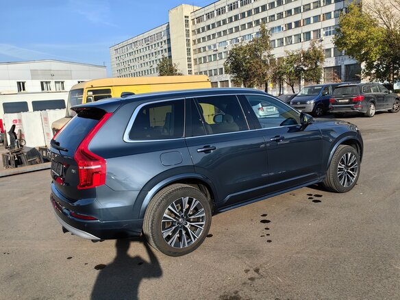 2022 Volvo XC90 II Рестайлинг 1, синий, 5700000 рублей - вид 5