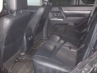 2012 Mitsubishi Pajero IV Рестайлинг 1, серый, 1900000 рублей, вид 4