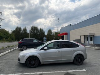 2007 Ford Focus II, серебристый, 330000 рублей, вид 5