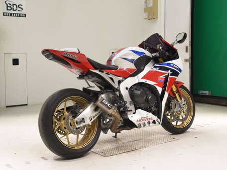 2016 Honda CBR 1000 RR/RA Fireblade, красный, 1200000 рублей, вид 5