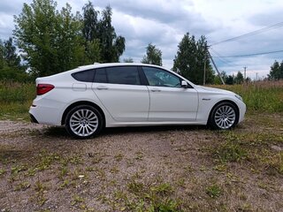 2012 BMW 5 серии Gran Turismo 535i xDrive VI (F10/F11/F07), белый, 1900000 рублей, вид 4