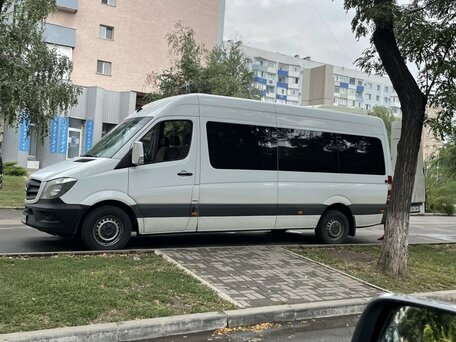 2016 Mercedes-Benz Sprinter, белый, 2800000 рублей, вид 2